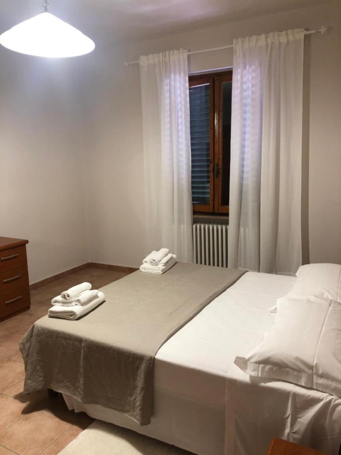 Appartamento Con Vista Sulle Colline Toscane Монтеспертоли Екстериор снимка