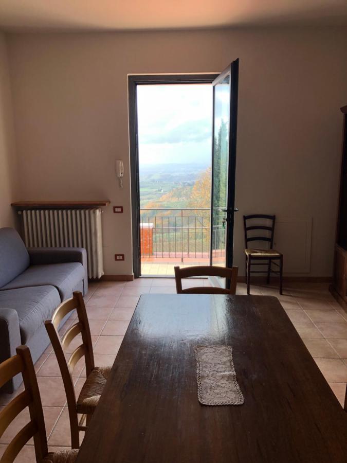 Appartamento Con Vista Sulle Colline Toscane Монтеспертоли Екстериор снимка